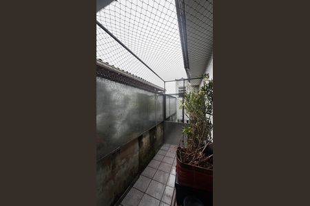 Quintal de casa à venda com 2 quartos, 165m² em Parque Erasmo Assunção, Santo André