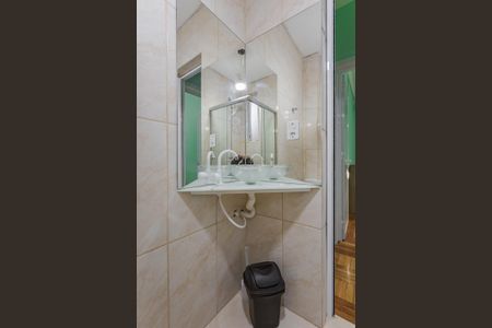 Apartamento para alugar com 42m², 2 quartos e sem vagaBanheiro