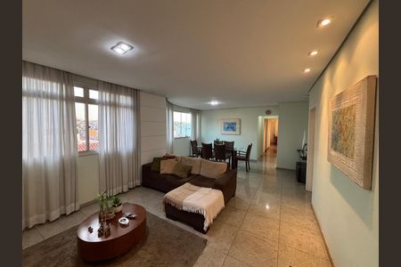 Apartamento à venda com 4 quartos, 122m² em Nova Floresta, Belo Horizonte
