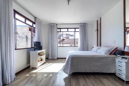 Casa à venda com 309m², 7 quartos e 6 vagasFoto 64