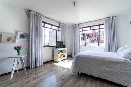 Casa à venda com 309m², 7 quartos e 6 vagasFoto 63