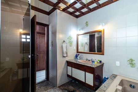 Casa à venda com 309m², 7 quartos e 6 vagasFoto 47