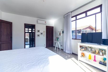 Casa à venda com 309m², 7 quartos e 6 vagasFoto 66