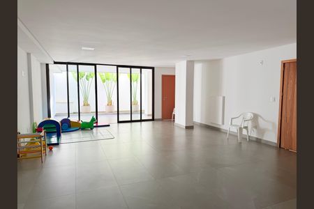 Apartamento para alugar com 4 quartos, 250m² em Centro, Juiz de Fora