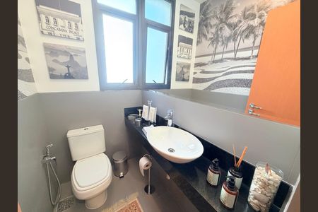 Apartamento para alugar com 250m², 4 quartos e 4 vagas