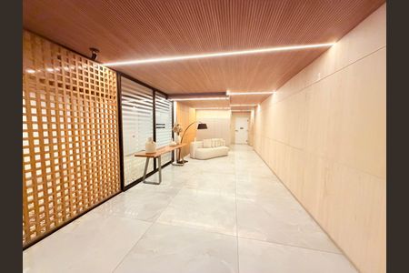 Apartamento para alugar com 250m², 4 quartos e 4 vagas