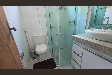 Casa de condomínio para alugar com 223m², 3 quartos e 4 vagas