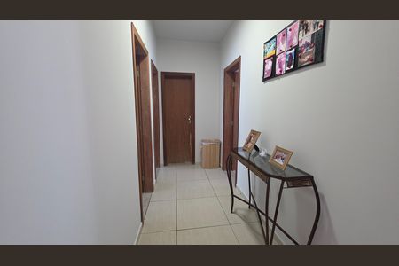 Casa de condomínio para alugar com 223m², 3 quartos e 4 vagas