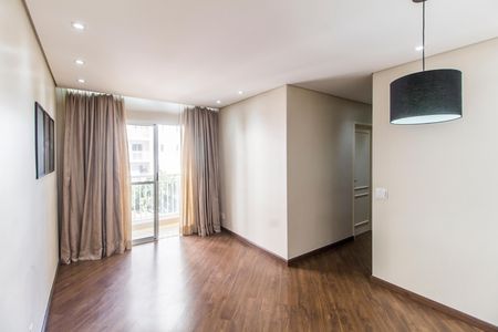Apartamento à venda com 3 quartos, 69m² em Jardim Tupanci, Barueri