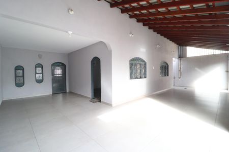 Casa para alugar com 160m², 3 quartos e 4 vagasVaranda da Sala