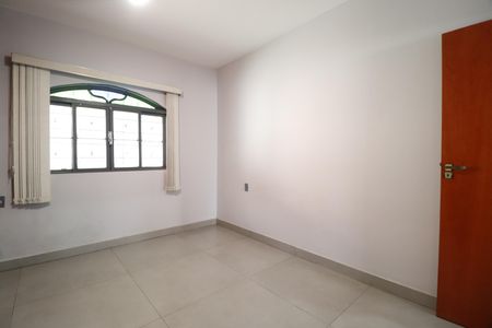Casa para alugar com 160m², 3 quartos e 4 vagasQuarto 3