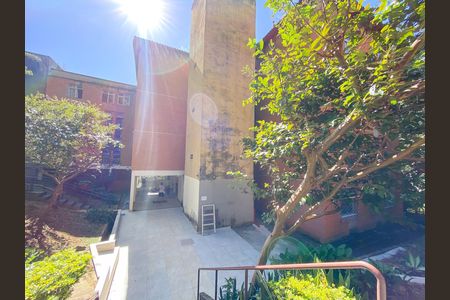 Apartamento à venda com 76m², 2 quartos e 1 vaga