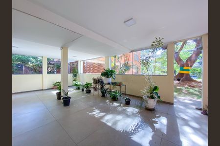 Apartamento à venda com 76m², 2 quartos e 1 vaga