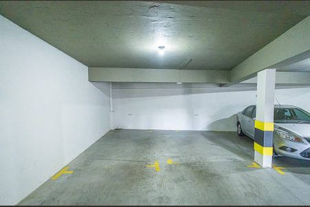 Apartamento à venda com 193m², 3 quartos e 3 vagas Apartamento à venda com 193m², 3 quartos e 3 vagasVagas de garagem