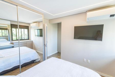 Apartamento à venda com 193m², 3 quartos e 3 vagas Apartamento à venda com 193m², 3 quartos e 3 vagasSuíte