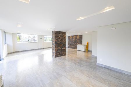 Apartamento à venda com 193m², 3 quartos e 3 vagas Apartamento à venda com 193m², 3 quartos e 3 vagasÁrea comum