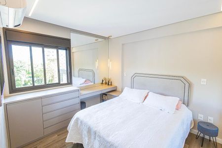 Apartamento à venda com 193m², 3 quartos e 3 vagas Apartamento à venda com 193m², 3 quartos e 3 vagasSuíte