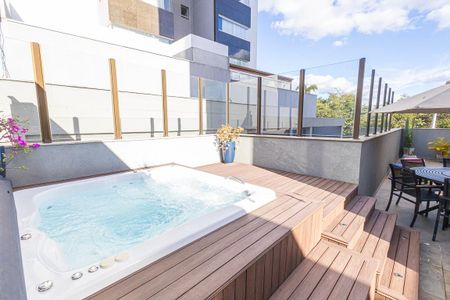 Apartamento à venda com 193m², 3 quartos e 3 vagas Apartamento à venda com 193m², 3 quartos e 3 vagasÁrea privativa