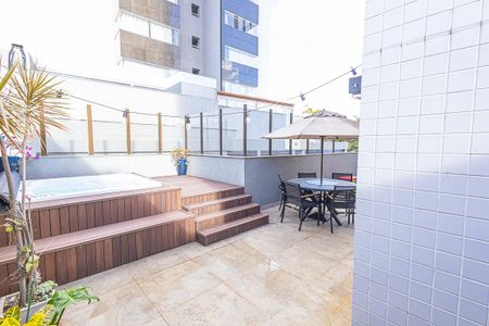 Apartamento à venda com 193m², 3 quartos e 3 vagas Apartamento à venda com 193m², 3 quartos e 3 vagasÁrea privativa