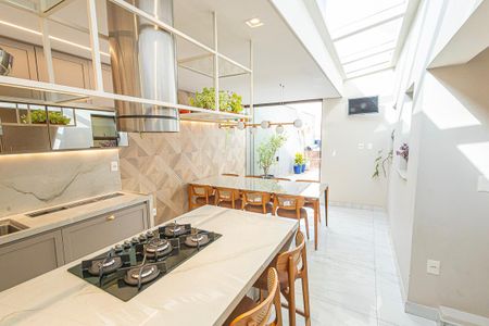 Cozinha de apartamento à venda com 3 quartos, 193m² em Castelo, Belo Horizonte