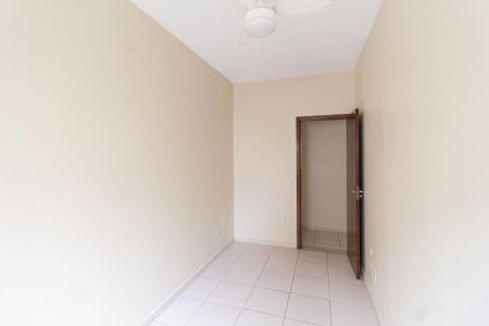 Quarto 1 de apartamento para alugar com 2 quartos, 50m² em Jardim Guiomar, Carapicuíba
