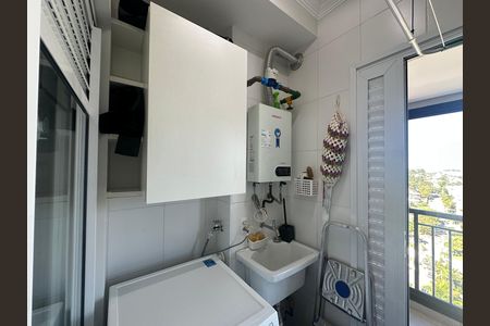 Apartamento à venda com 81m², 3 quartos e 2 vagas Apartamento à venda com 81m², 3 quartos e 2 vagasÁrea de Serviço