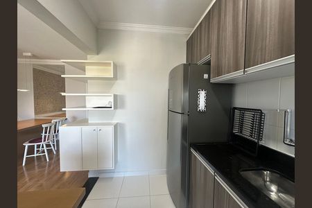 Apartamento à venda com 81m², 3 quartos e 2 vagas Apartamento à venda com 81m², 3 quartos e 2 vagasCozinha