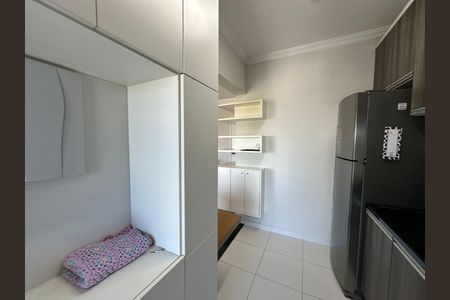 Apartamento à venda com 81m², 3 quartos e 2 vagas Apartamento à venda com 81m², 3 quartos e 2 vagasCozinha