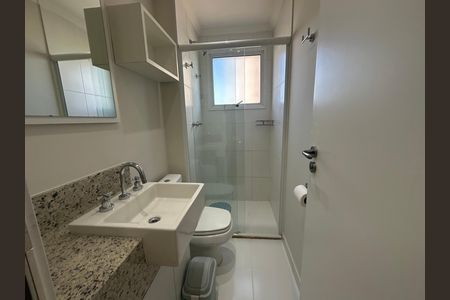 Apartamento à venda com 81m², 3 quartos e 2 vagas Apartamento à venda com 81m², 3 quartos e 2 vagasBanheiro Social