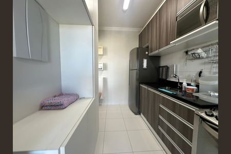 Apartamento à venda com 81m², 3 quartos e 2 vagas Apartamento à venda com 81m², 3 quartos e 2 vagasCozinha