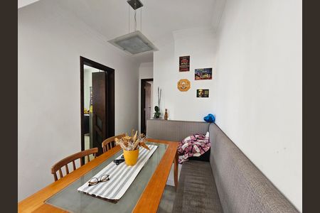 Apartamento à venda com 106m², 3 quartos e 2 vagas Apartamento à venda com 106m², 3 quartos e 2 vagasSala