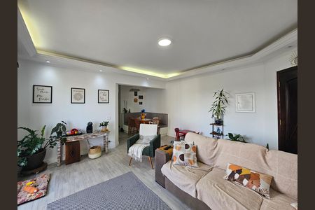 Apartamento à venda com 106m², 3 quartos e 2 vagas Apartamento à venda com 106m², 3 quartos e 2 vagasSala