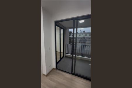 Sala de apartamento para alugar com 2 quartos, 46m² em Atuba, Curitiba