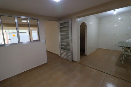 Casa à venda com 172m², 4 quartos e 2 vagasCozinha