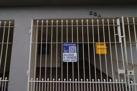 Casa à venda com 172m², 4 quartos e 2 vagasFachada