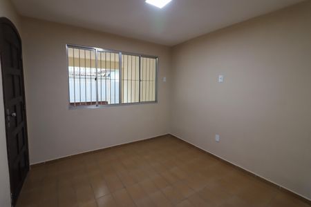 Sala de casa para alugar com 4 quartos, 172m² em Vila Osasco, Osasco