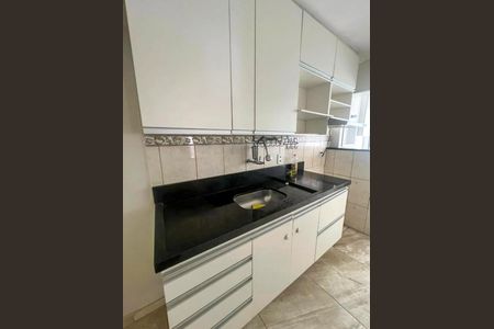 Cozinha de apartamento à venda com 2 quartos, 53m² em Jardim das Flores, São Paulo
