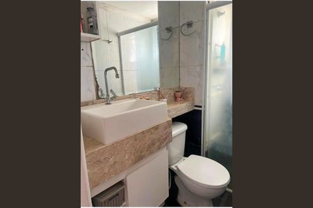 Banheiro de apartamento à venda com 2 quartos, 53m² em Jardim das Flores, São Paulo