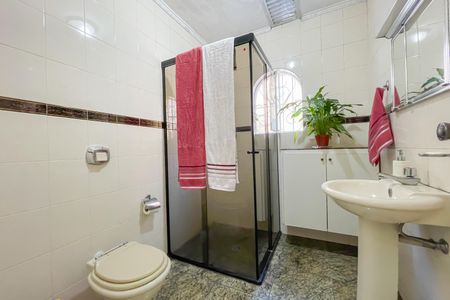 Banheiro de casa à venda com 3 quartos, 331m² em Bela Vista, Osasco
