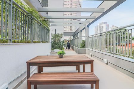 Apartamento à venda com 29m², 1 quarto e sem vaga Apartamento à venda com 29m², 1 quarto e sem vagaÁrea comum - Churrasqueira