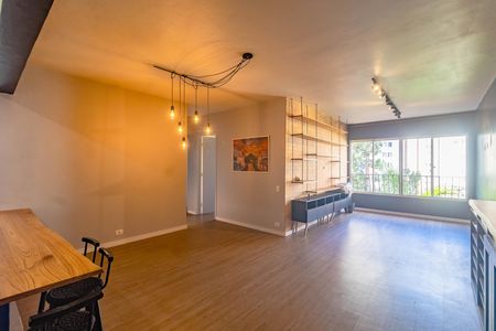 Apartamento para alugar com 3 quartos, 84m² em Jardim Oriental, São Paulo