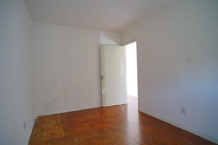 Quarto 1 de apartamento à venda com 2 quartos, 69m² em Jardim Itu, Porto Alegre