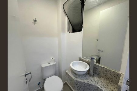 Apartamento para alugar com 70m², 2 quartos e 1 vaga
