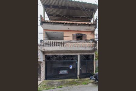 Fachada  de casa para alugar com 3 quartos, 320m² em Vila São Francisco, Mauá