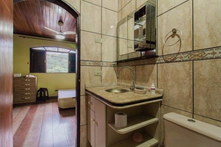 Casa para alugar com 320m², 3 quartos e 2 vagas Casa para alugar com 320m², 3 quartos e 2 vagasBanheiro suíte