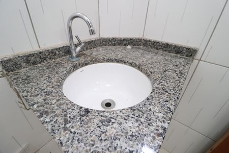 Apartamento para alugar com 45m², 2 quartos e 1 vagaBanheiro do Quarto 2