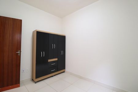 Quarto 2 - Suíte de apartamento para alugar com 2 quartos, 45m² em Jardim Ipanema, Uberlândia