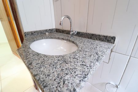 Apartamento para alugar com 45m², 2 quartos e 1 vagaBanheiro Social