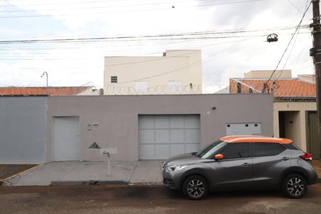Apartamento para alugar com 45m², 2 quartos e 1 vagaFachada