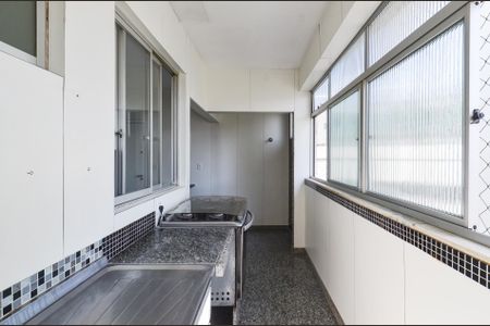 Apartamento para alugar com 220m², 3 quartos e 2 vagasÁrea de Serviço